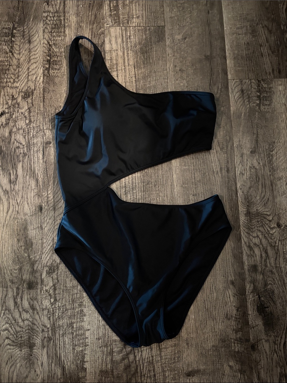 Abercrombie & Fitch One-Shoulder Cutout One-Piece Swimsuit - Black - Size Large